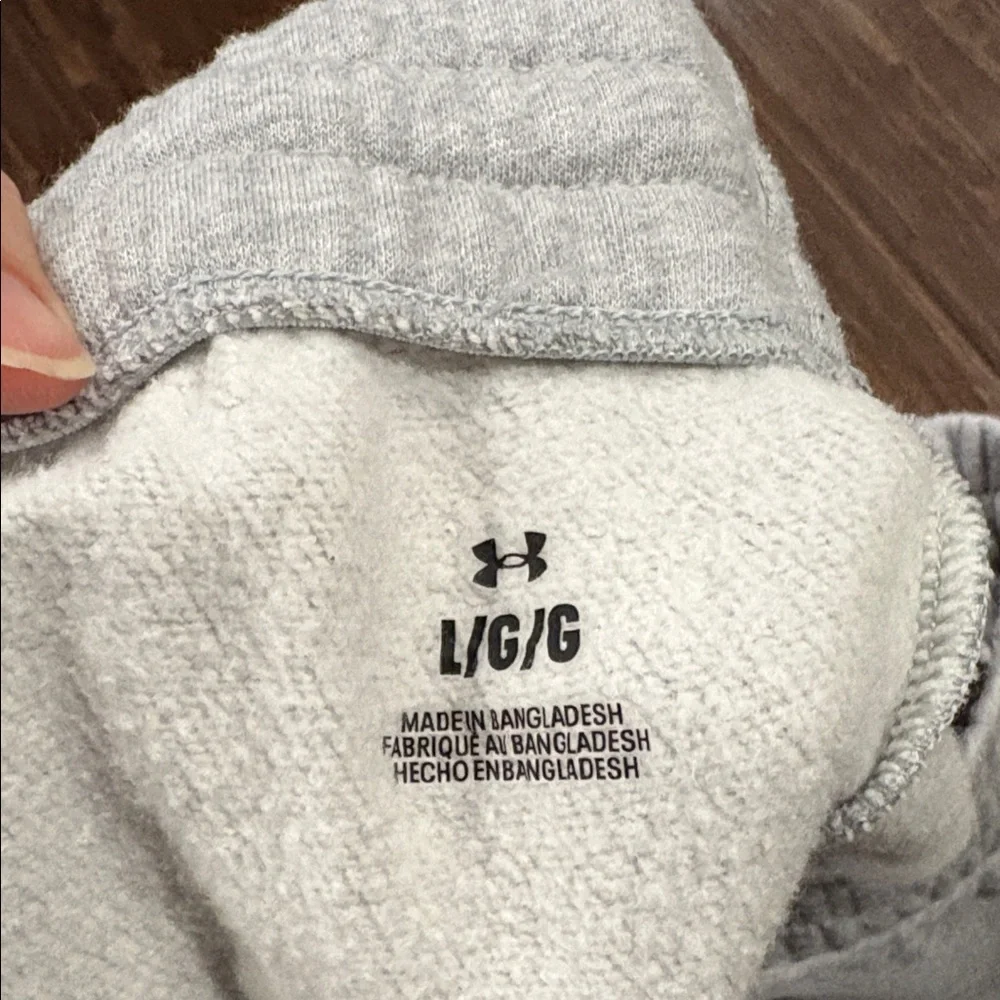 Under Armour gray sweats - Picture 2 of 4